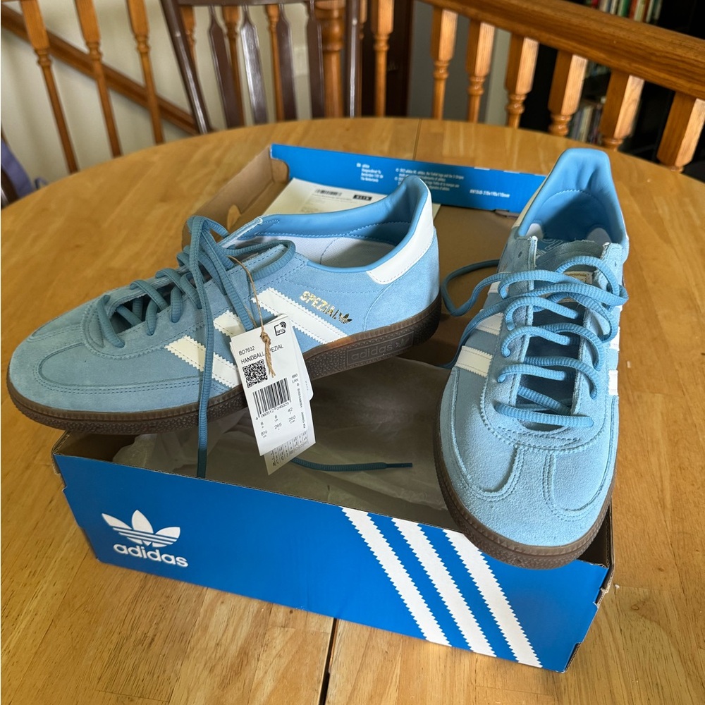 Adidas Handball Spezial Baby Blue - NEVER WORN 8.5 mens and 9.5 womens